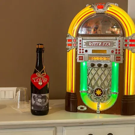 Madam Отель типа 