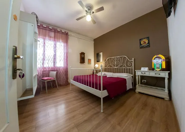 Madam Bed & Breakfast