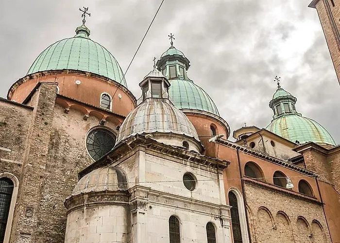 Nocleg ze śniadaniem Madam 3*