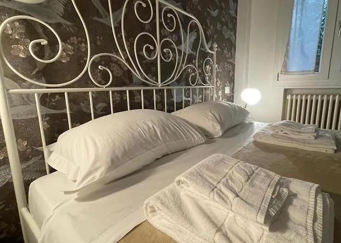 Bed & Breakfast Madam 3*