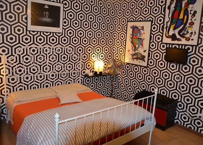 Madam Bed & Breakfast 3*