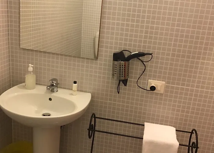 Madam Bed & Breakfast 3*