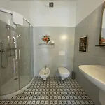 Madam 3* Treviso