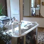 Nocleg ze śniadaniem Madam
