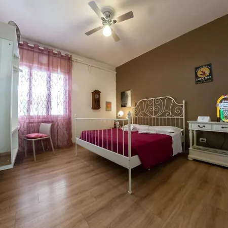 Madam Bed & Breakfast